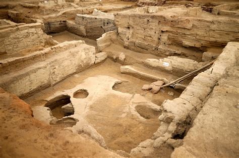 Çatalhöyükte 8600 yıllık bilinen ilk ekmek bulundu videosu